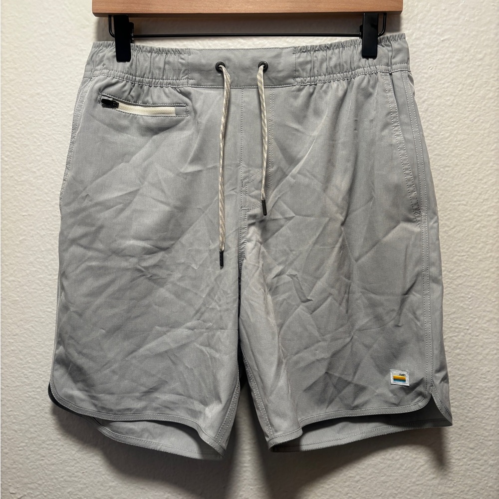 Vuori Light Gray Performance Shorts with Logo Patch